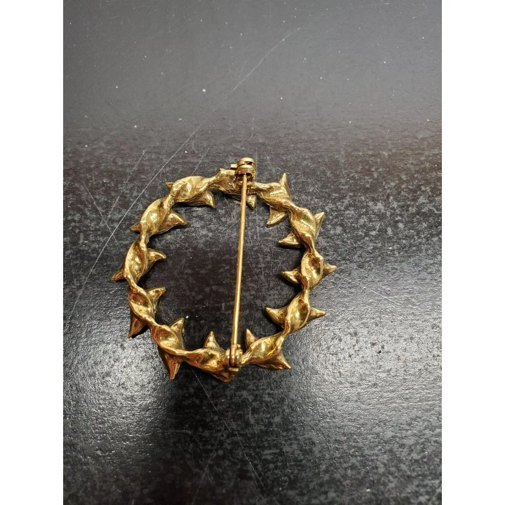Vintage Gold Leaves with‎ stone in each leaf Brooch Pin Jewelry